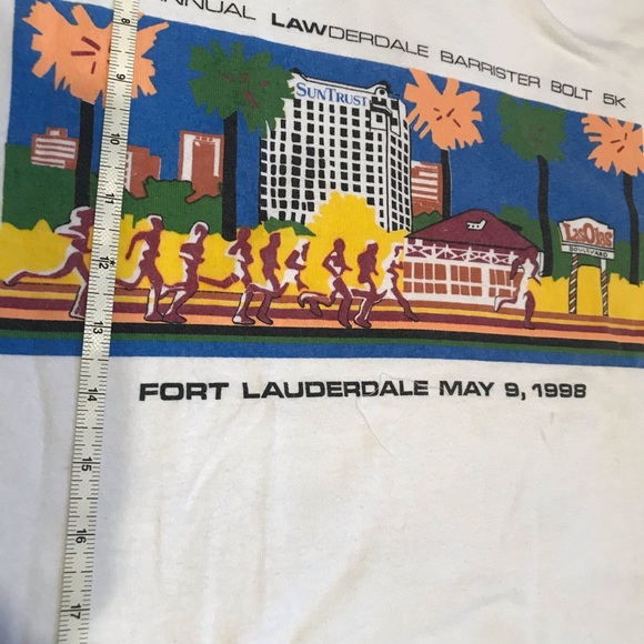 GRAPHIC TEE SHIRT - Picture 8 of 9